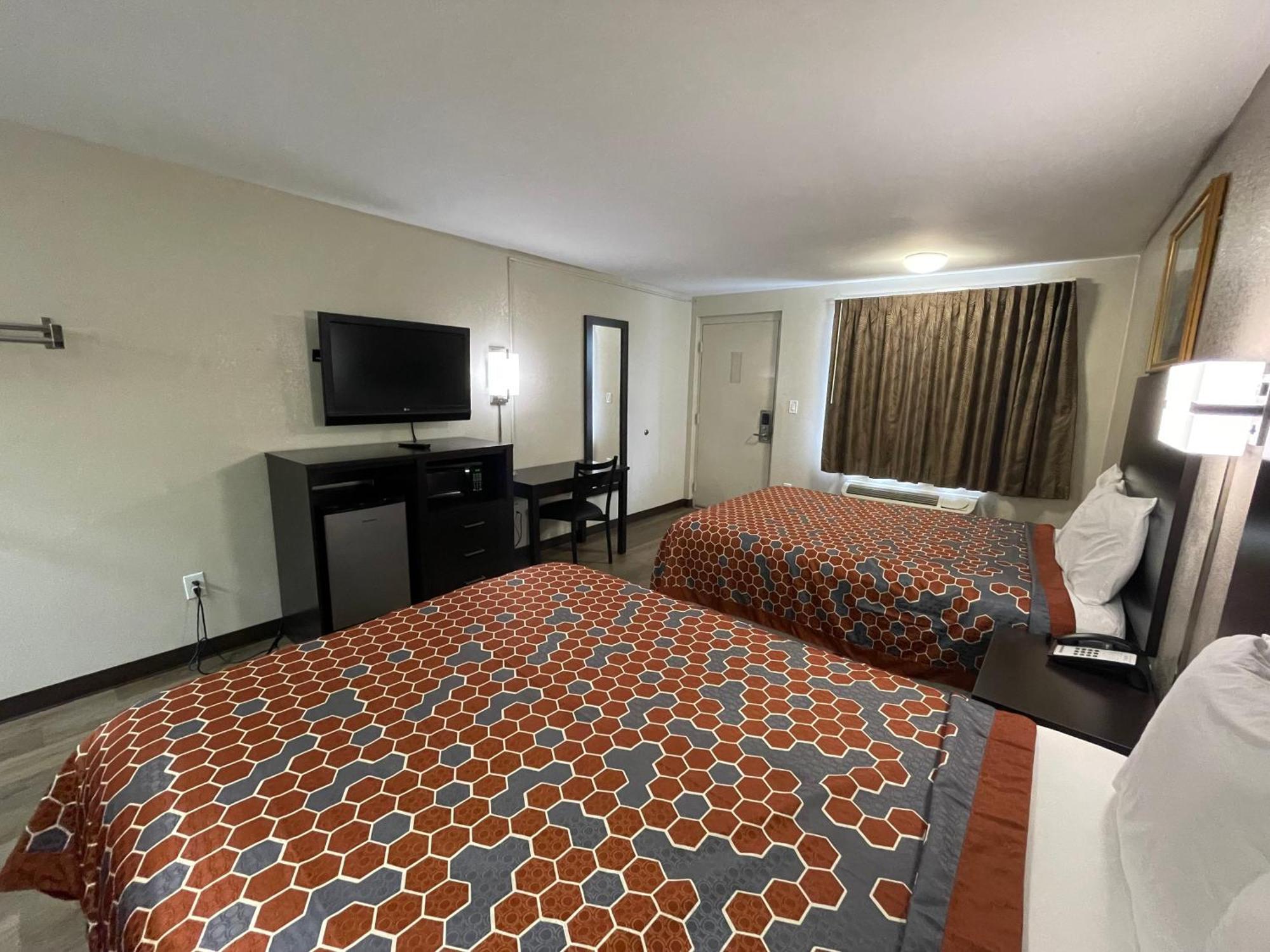 Royal Inn Motel Fredericksburg Bagian luar foto